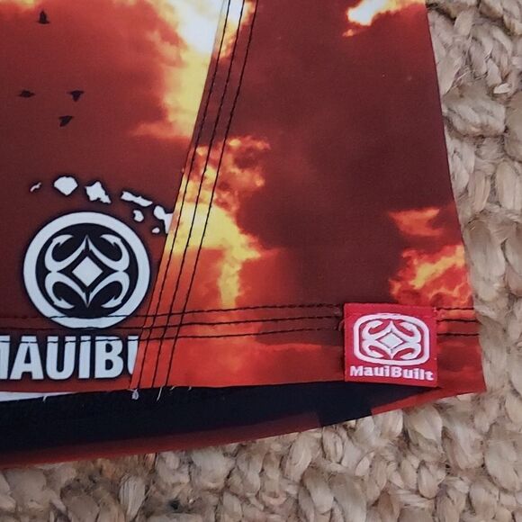 Mauibuilt Board Shorts XL - Picture 5 of 8